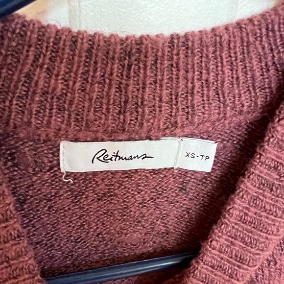 Reitmans sweater - Picture 3 of 3